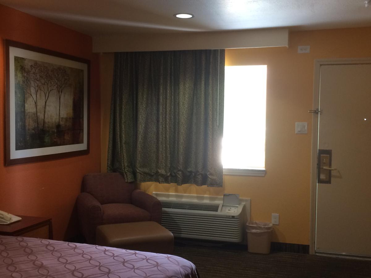 Select Inn And Suites Houston Kültér fotó